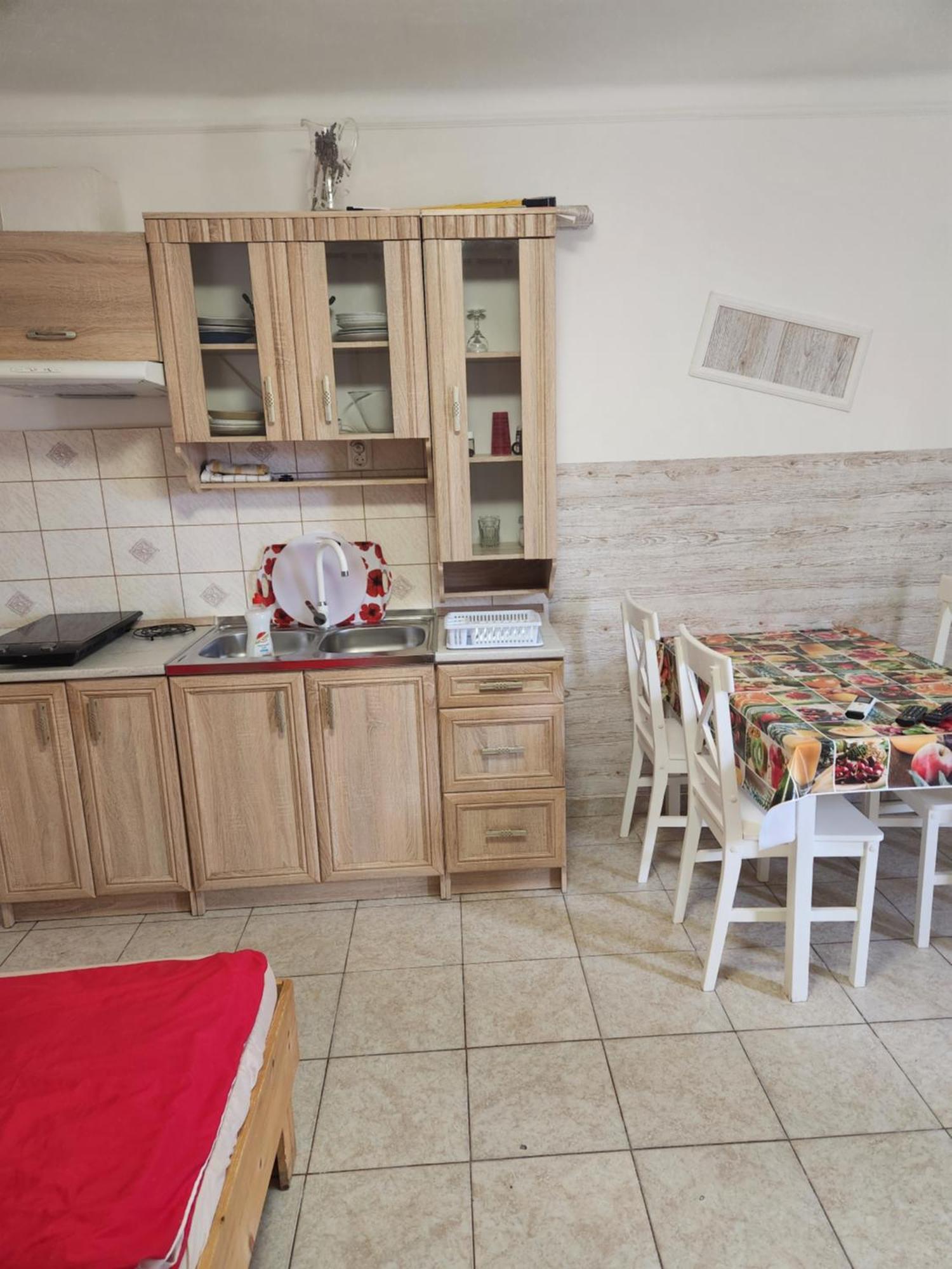 Orsi Apartman / Vendeghaz Kecskemét Eksteriør billede